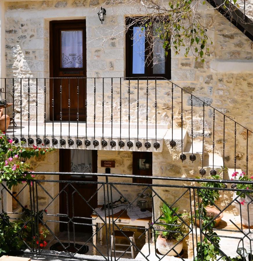 Villa Athina - Irene Country House เอียราเปตรา ภายนอก รูปภาพ