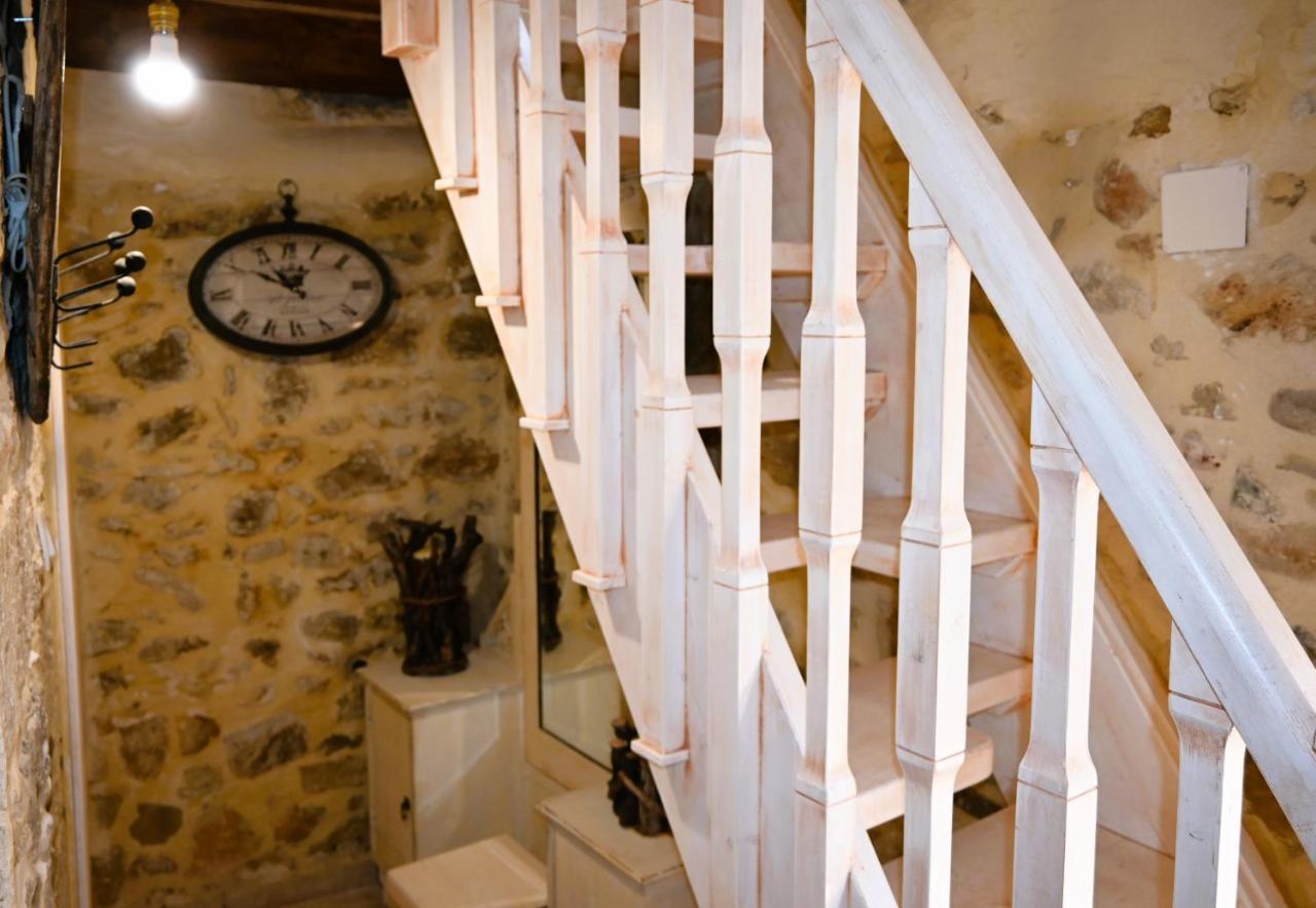 Villa Athina - Irene Country House เอียราเปตรา ภายนอก รูปภาพ