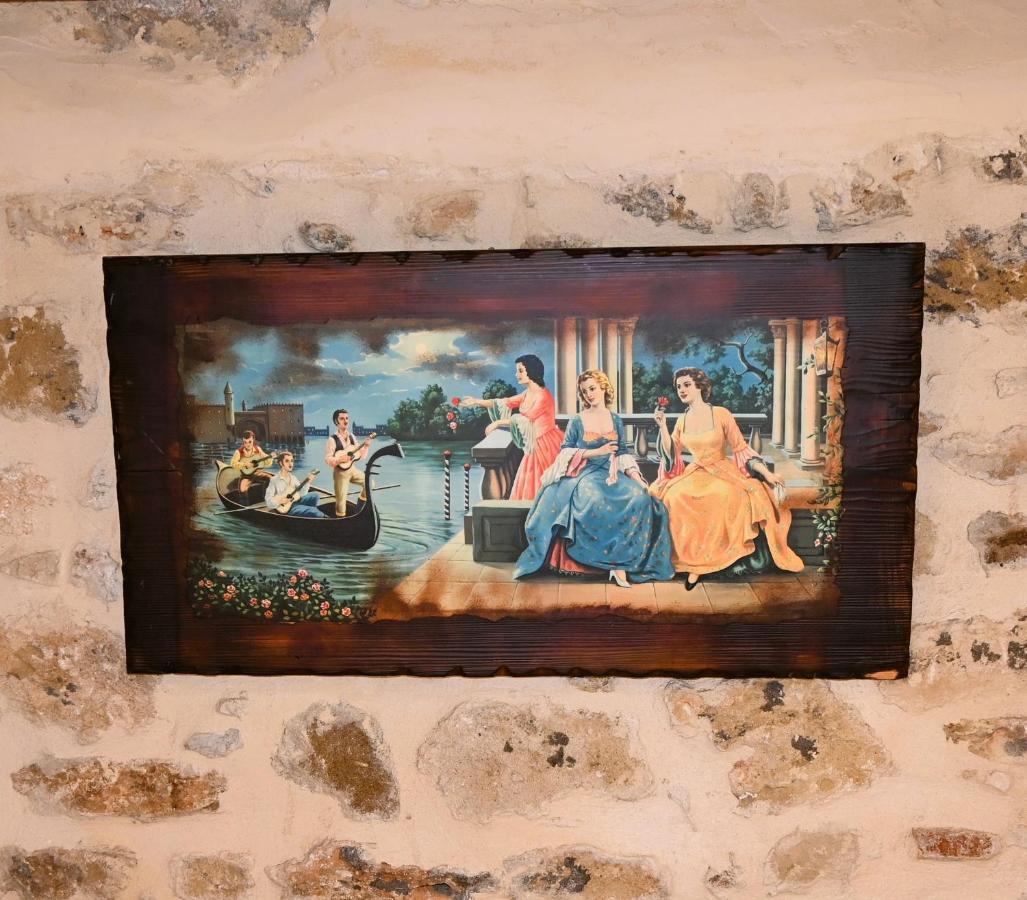 Villa Athina - Irene Country House เอียราเปตรา ภายนอก รูปภาพ
