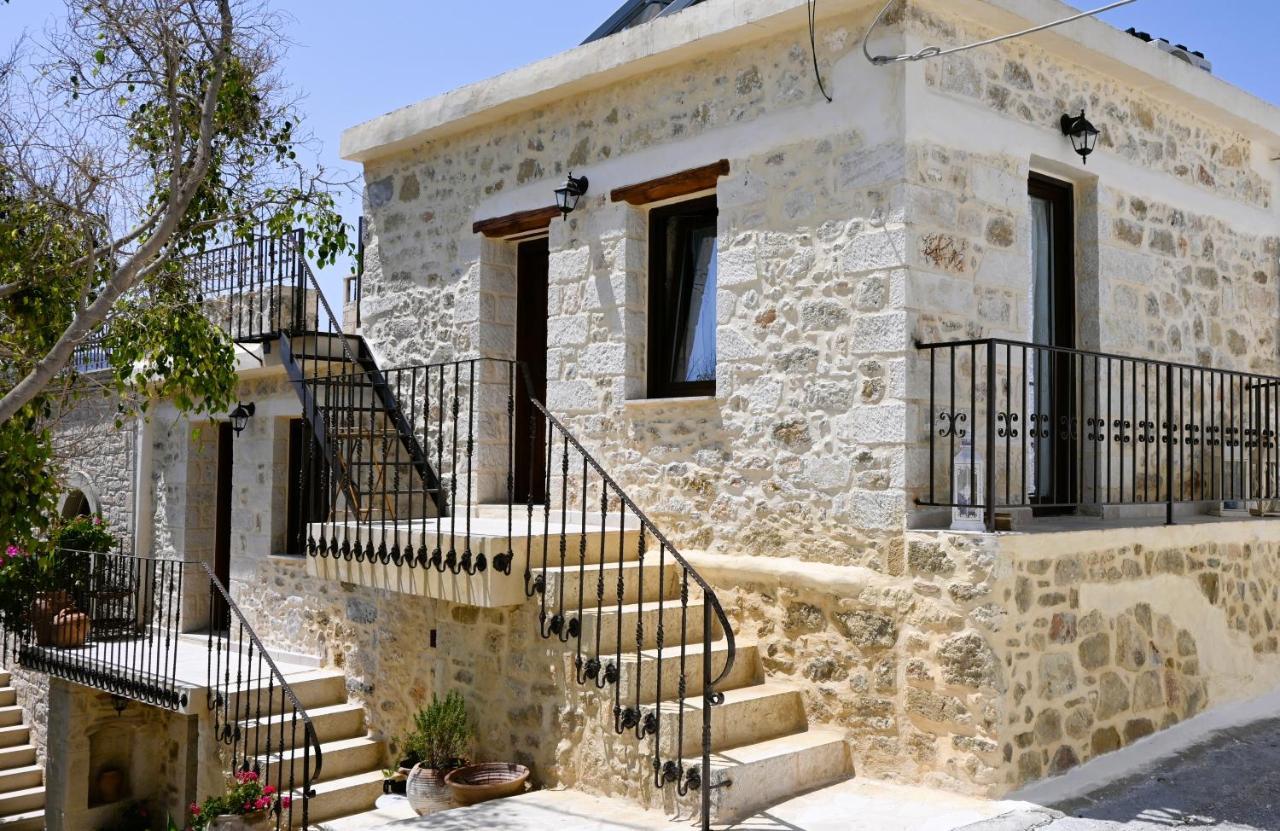 Villa Athina - Irene Country House เอียราเปตรา ภายนอก รูปภาพ