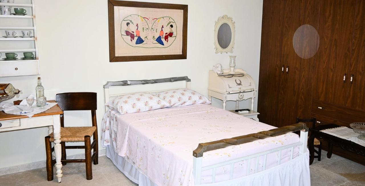 Villa Athina - Irene Country House เอียราเปตรา ภายนอก รูปภาพ
