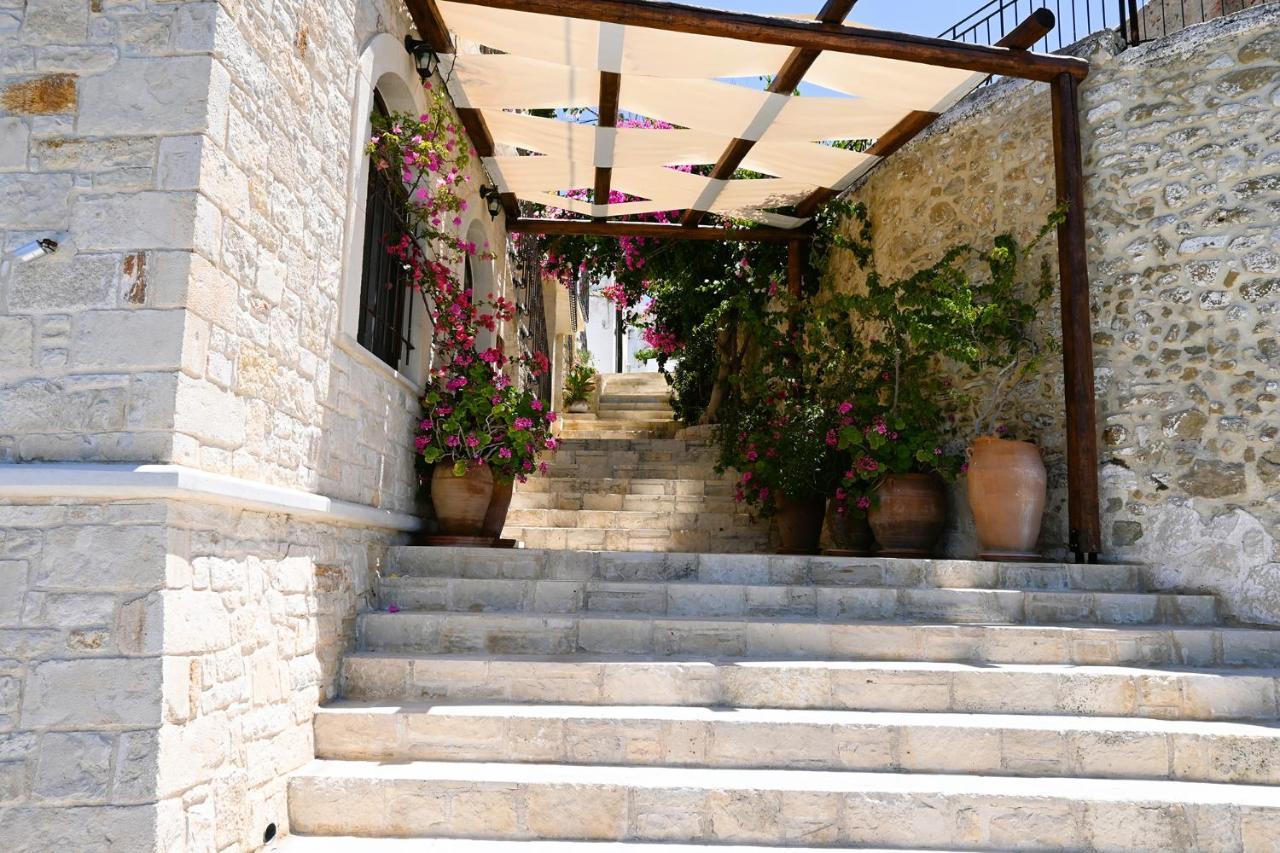 Villa Athina - Irene Country House เอียราเปตรา ภายนอก รูปภาพ